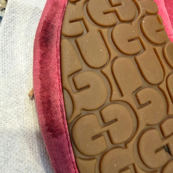 UGG Dakota Raspberry Pink Suede Slipper Moccasins Sz 9 - Picture 9 of 11